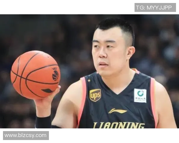 山东队队长韩德君疑似受伤,对球队新赛季表现造成影响 山东队队长韩德君疑似受伤,对球队新赛季表现造成影响