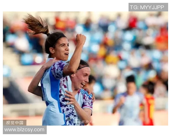 西班牙与中国友谊赛精彩对决展现足球魅力与文化交流