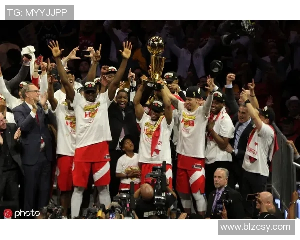 勇士与猛龙总决赛对决揭幕谁将捧起冠军奖杯的荣耀时刻