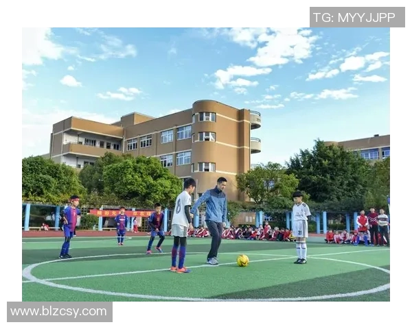 棉农与吉达阿赫的对决:一场激烈的足球较量与农田的故事交织 棉农与吉达阿赫的对决:一场激烈的足球较量与农田的故事交织